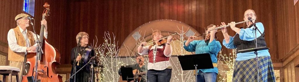 2nd Sunday Concerts background w/LaCompagnie