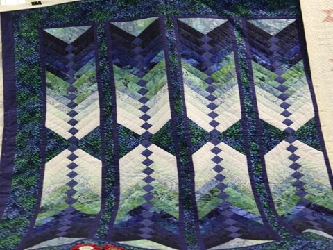 MAXINE CARRUTHERS 1st QUILT AWARD (2 of 2) - Elaine Roessel, Flushing MAXINE CARRUTHERS 1st QUILT AWARD (2 of 2) - Elaine Roessel, Flushing